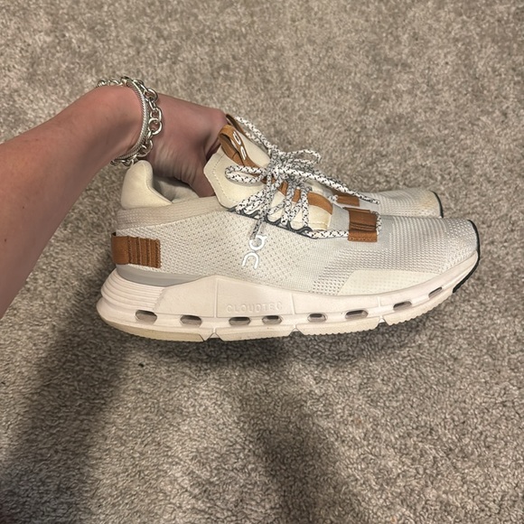 on cloudnova - Picture 2 of 4